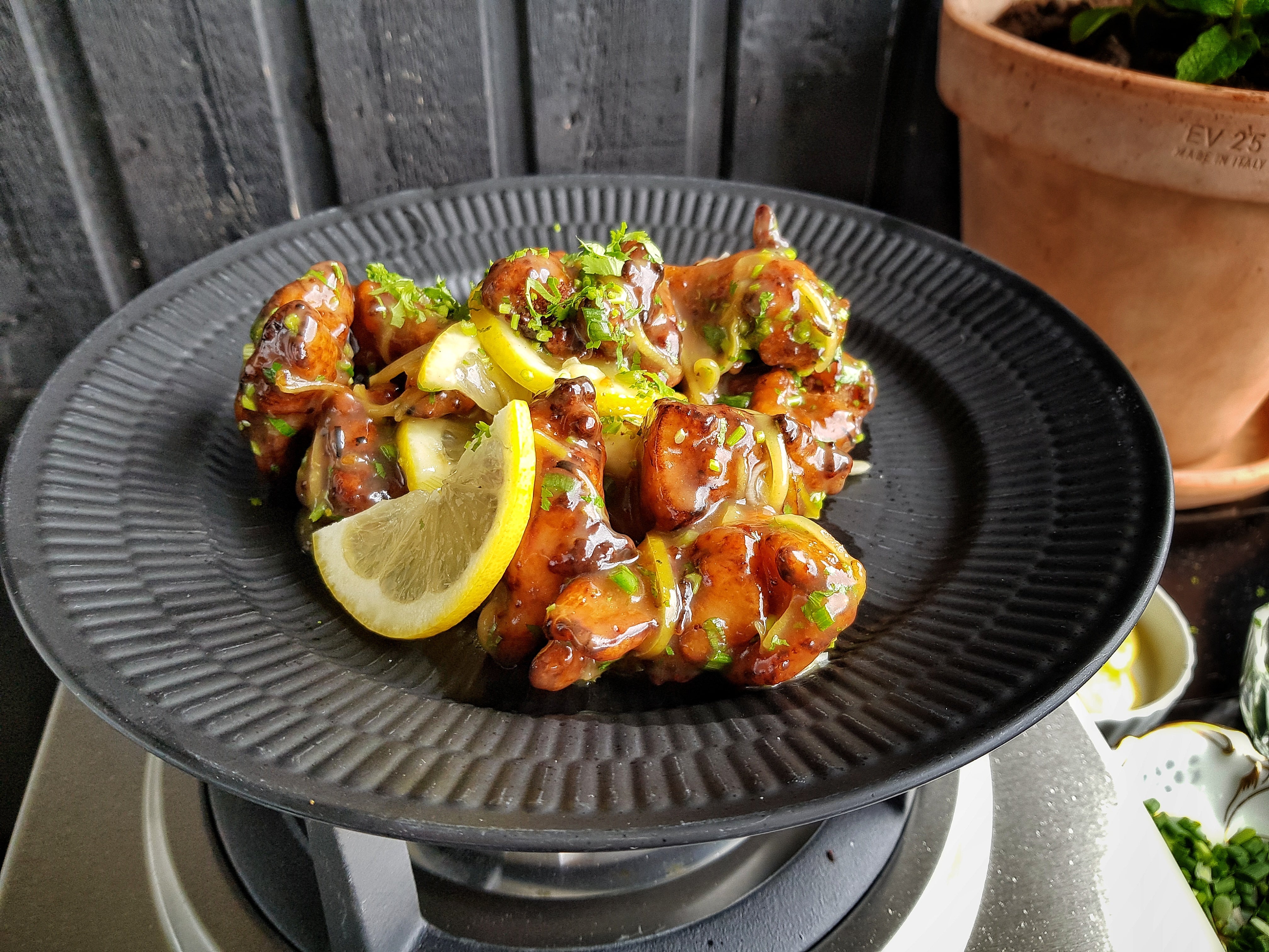 Lemon Chicken by HOT WOK - HOT WOK